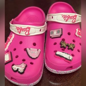 💕💕Barbie crocs limited edition used woman size 10